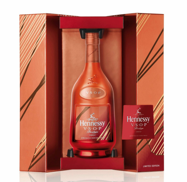 Hennessy 2016 (紅樽) 軒尼詩限量珍藏版 V.S.O.P - 70cl