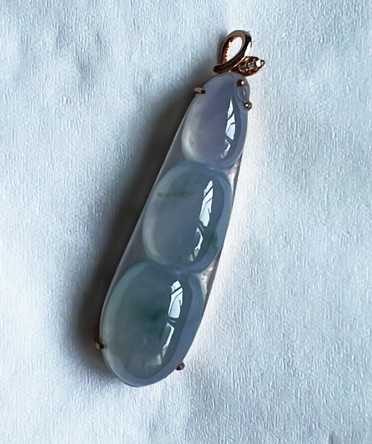 天然緬甸A貨18K金鑽鑲嵌糯冰飄花翡翠福豆掛件